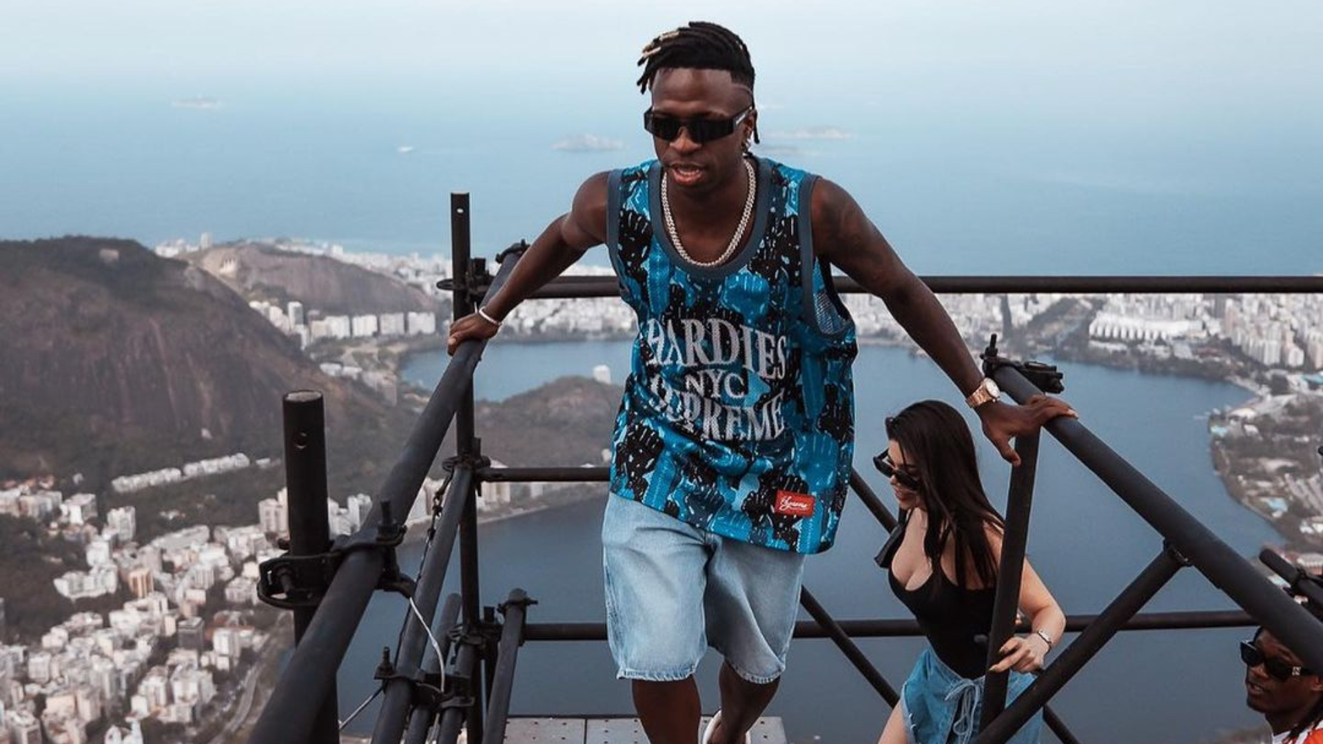 Is Kenia Os Vini Jr's girlfriend? Here's what we know